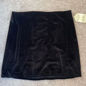 Altard State black sparkle skirt. Size: L. Still has tags!!
